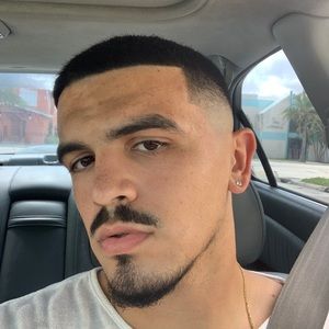 Meet your Posher, Giovanni